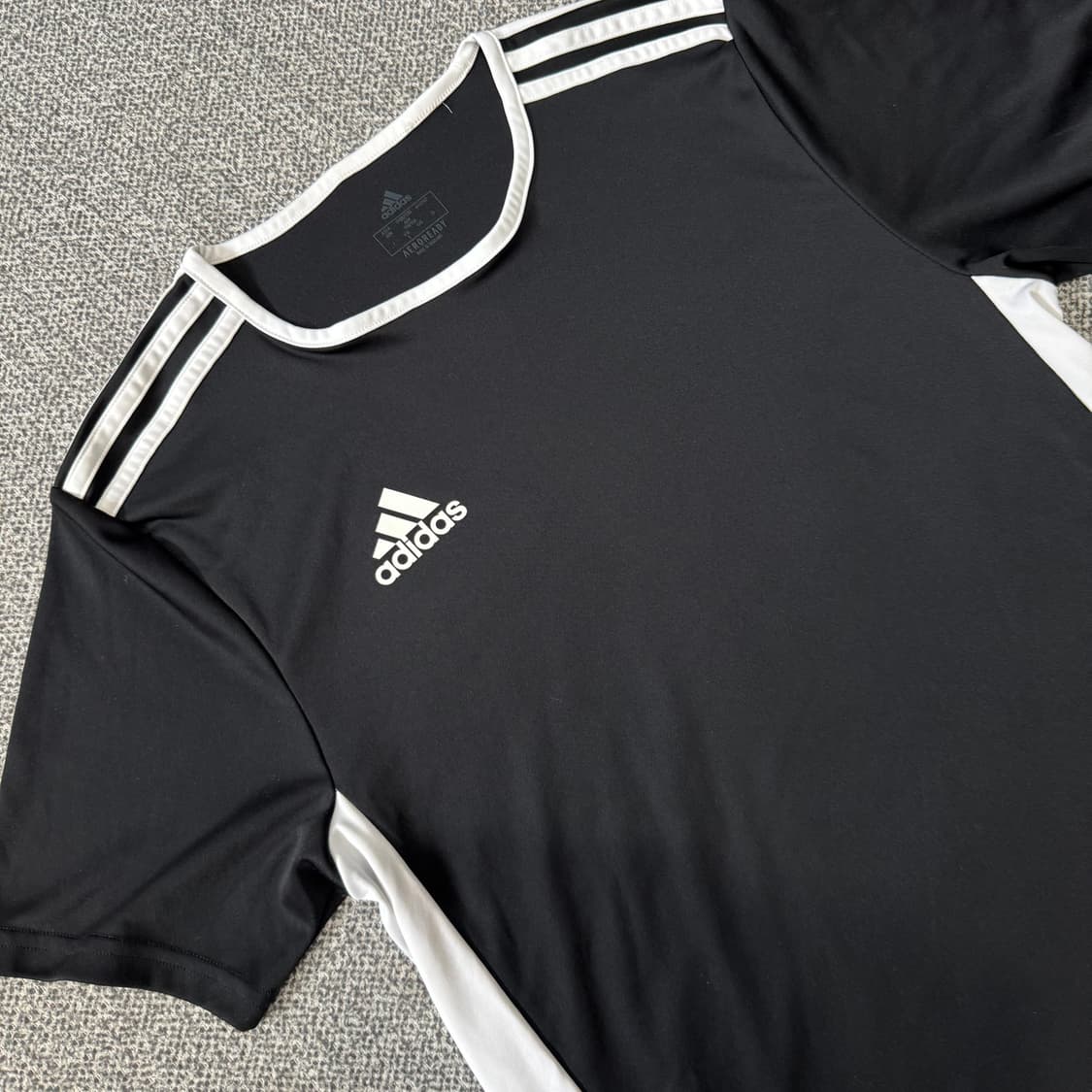 아디다스 기능성 반팔 상품이미지2
