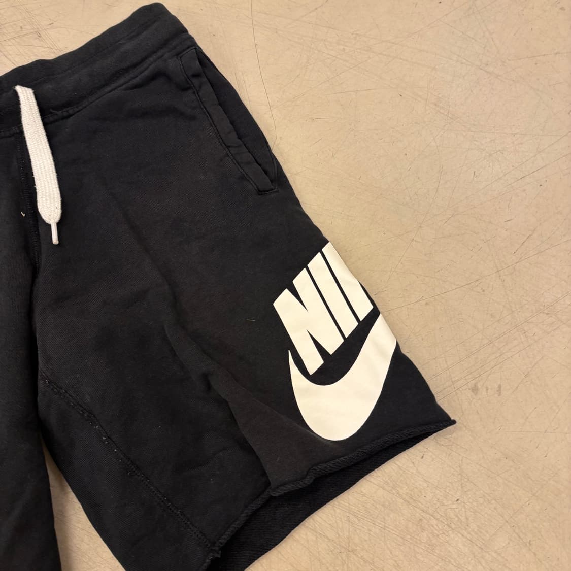나이키 빅로고 하프팬츠 상품이미지2