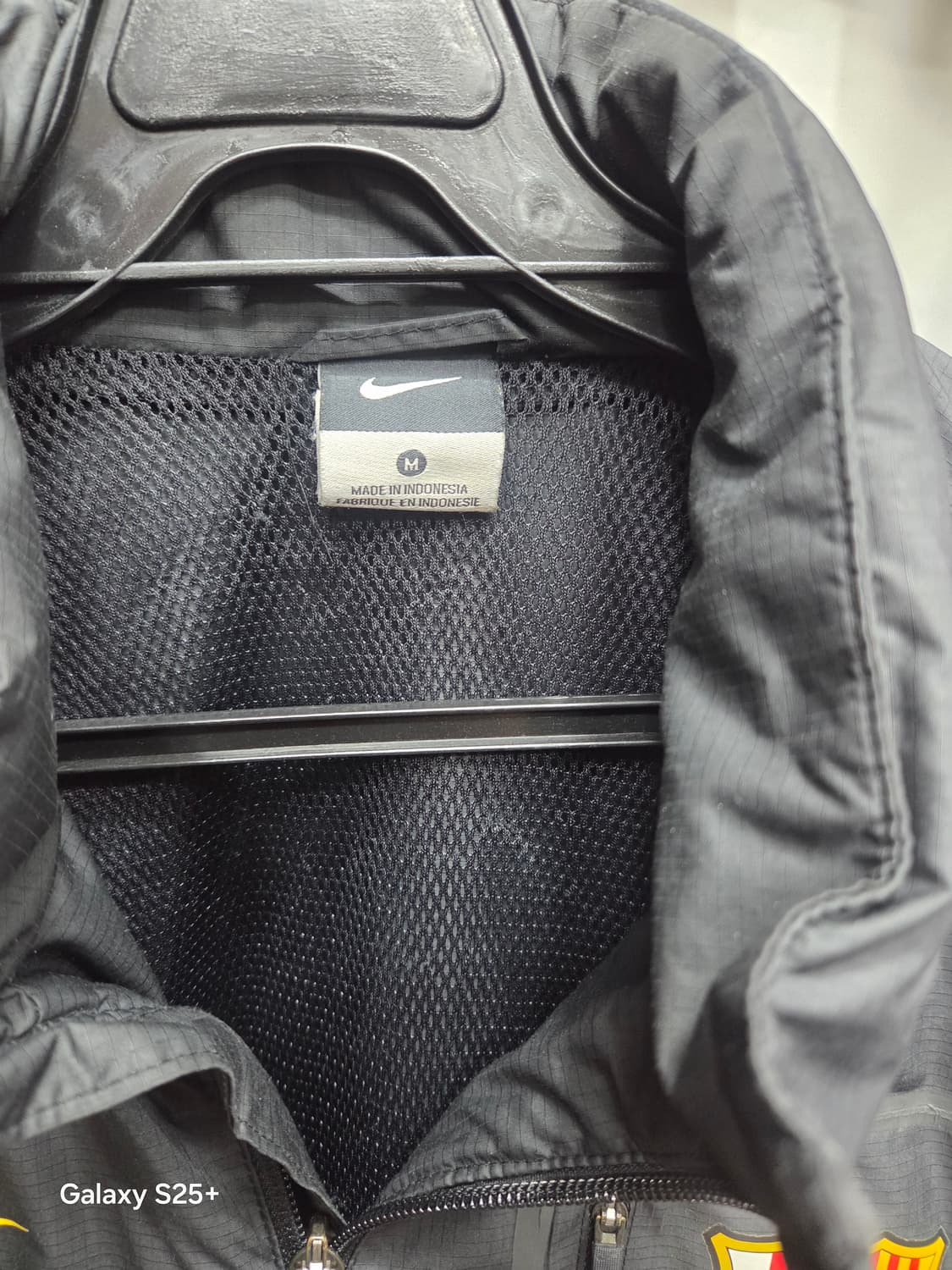 나이키   FC  바로셀로나  바람막이 상품이미지2