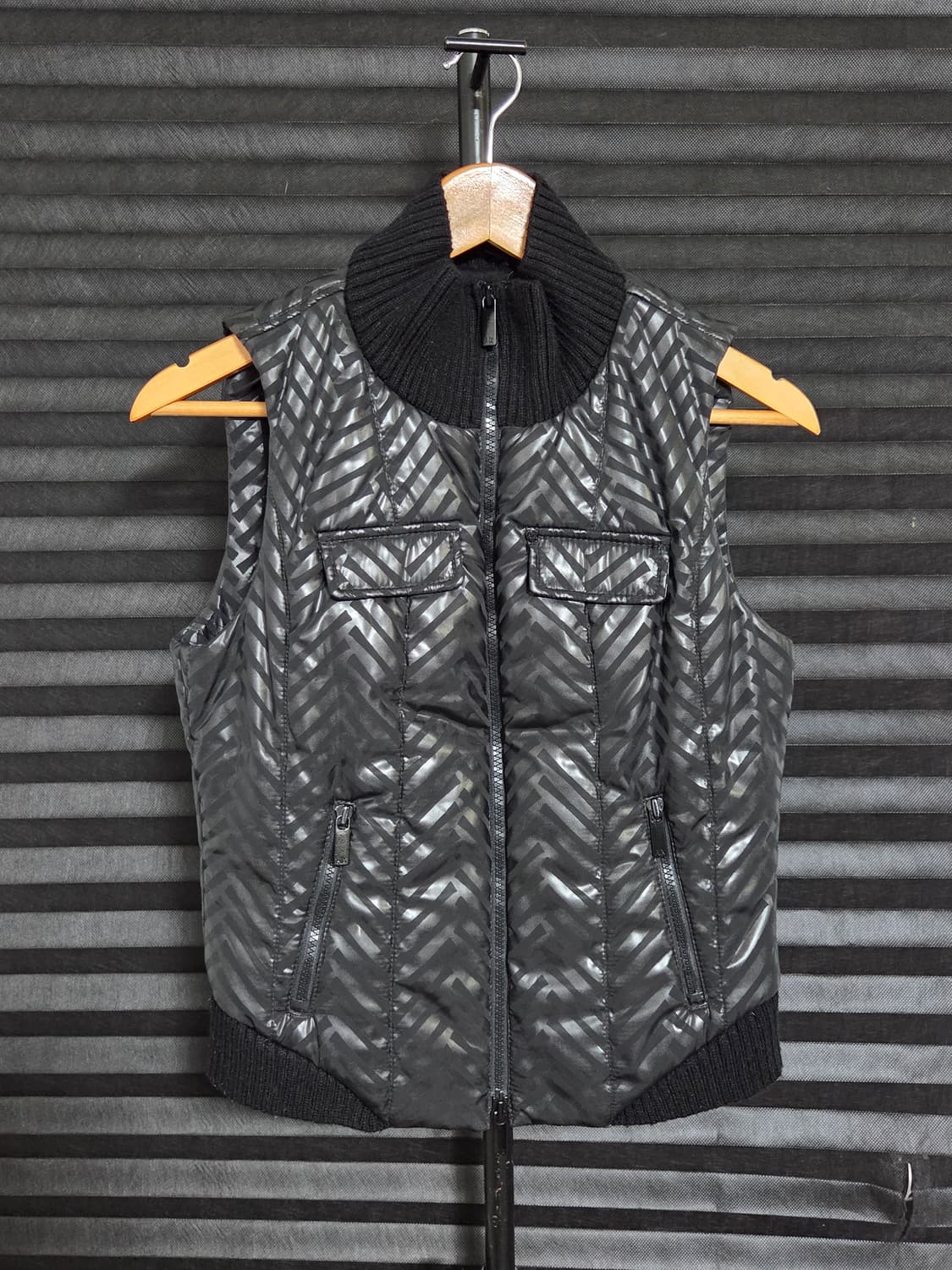 [아르마니 익스체인지] 패딩 베스트 | 00014 상품이미지1