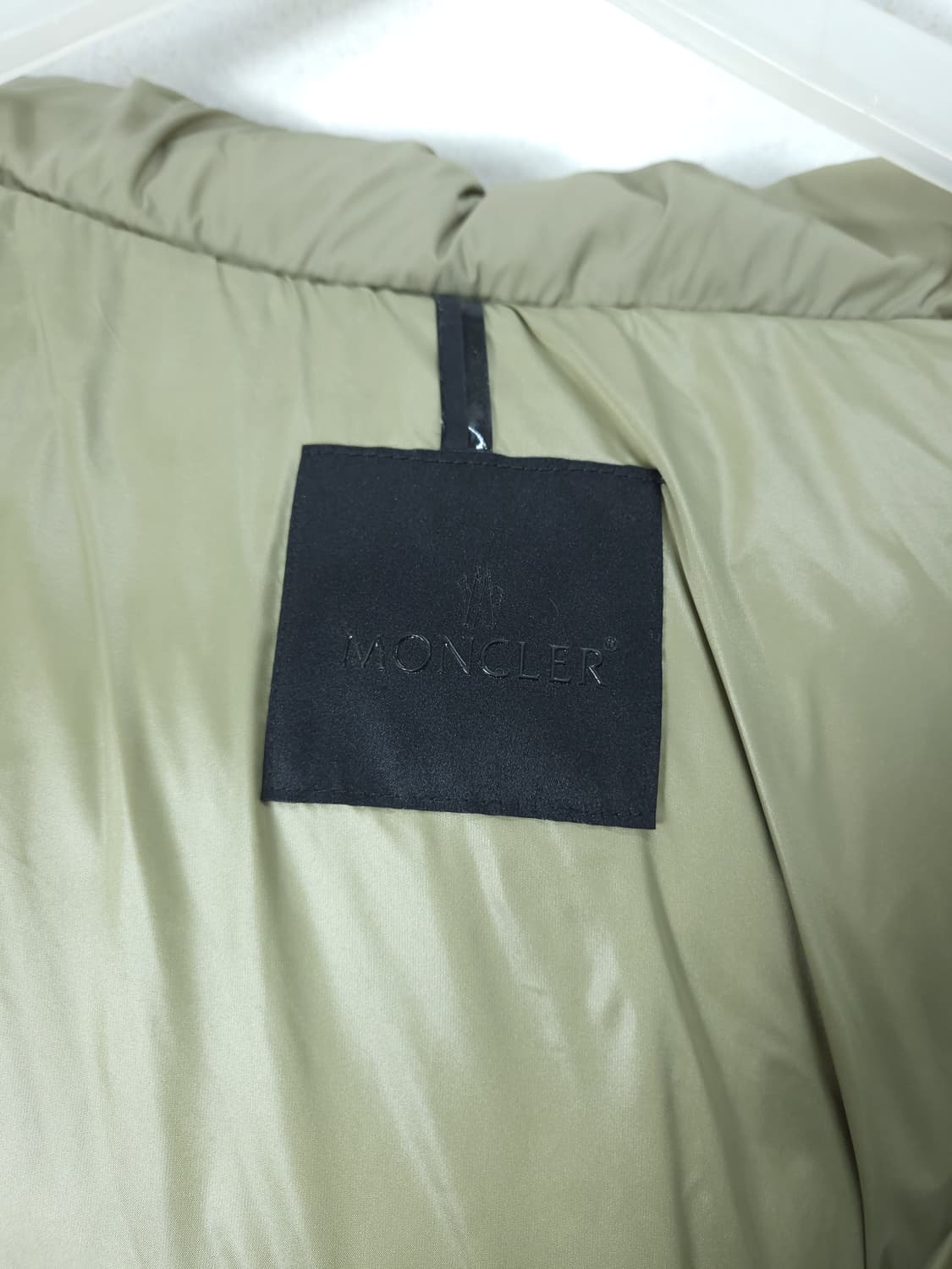 몽클레르 팔라디 카키유광 구스다운패딩 105-110 XL 상품이미지8