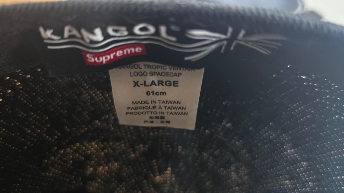 슈프림 x 캉골 벤테어 로고 스페이스캡 블랙 22SS 상품이미지5