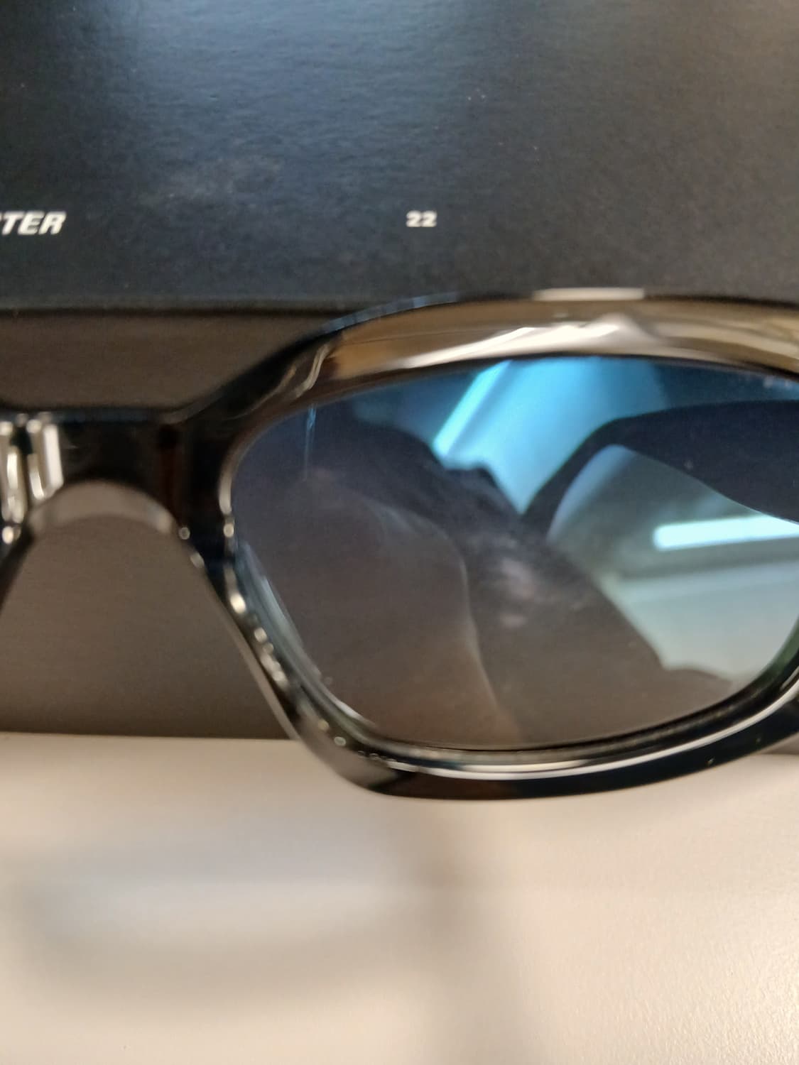 젠틀몬스터 로풀 loful 01 (bg) 풀박스 판매합니다 상품이미지5