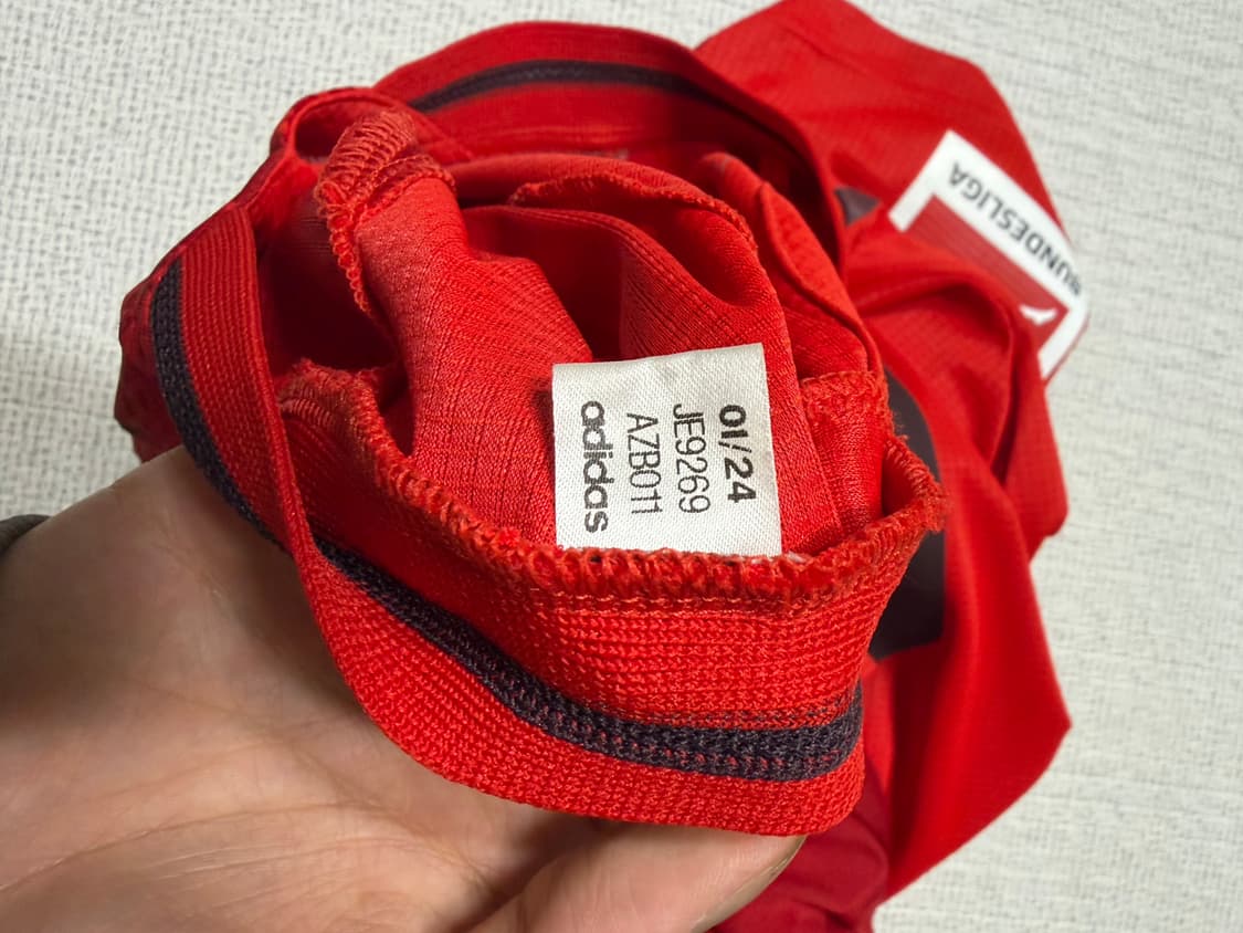 바이에른 뮌헨 24-25 홈 어센틱 No. 9 KANE 상품이미지3