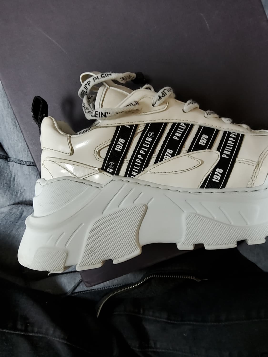 필립플레인 스니커즈 40 상품이미지2