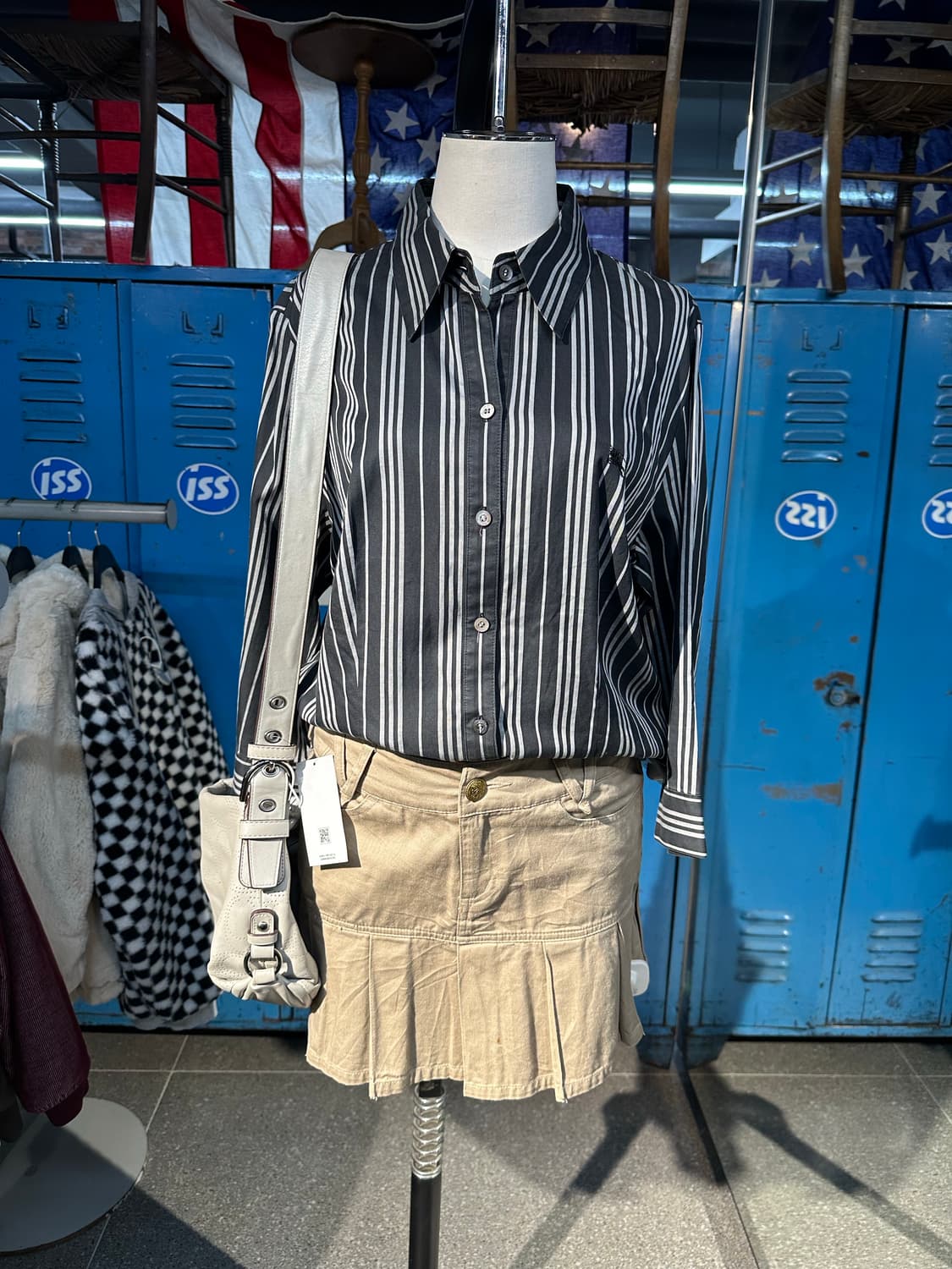 BURBERRY 버버리 블랙그레이 스트라이프셔츠 상품이미지2