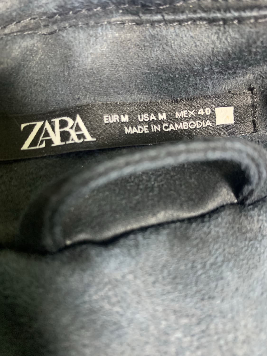 ZARA 왁싱 이펙트 점퍼 상품이미지7