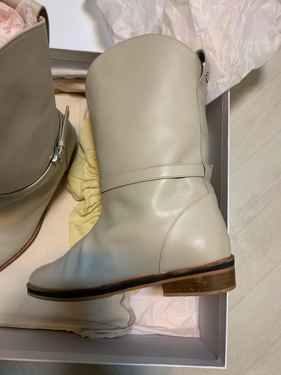 미닛뮤트 클래식 부츠 버터 아이보리 245 상품이미지8