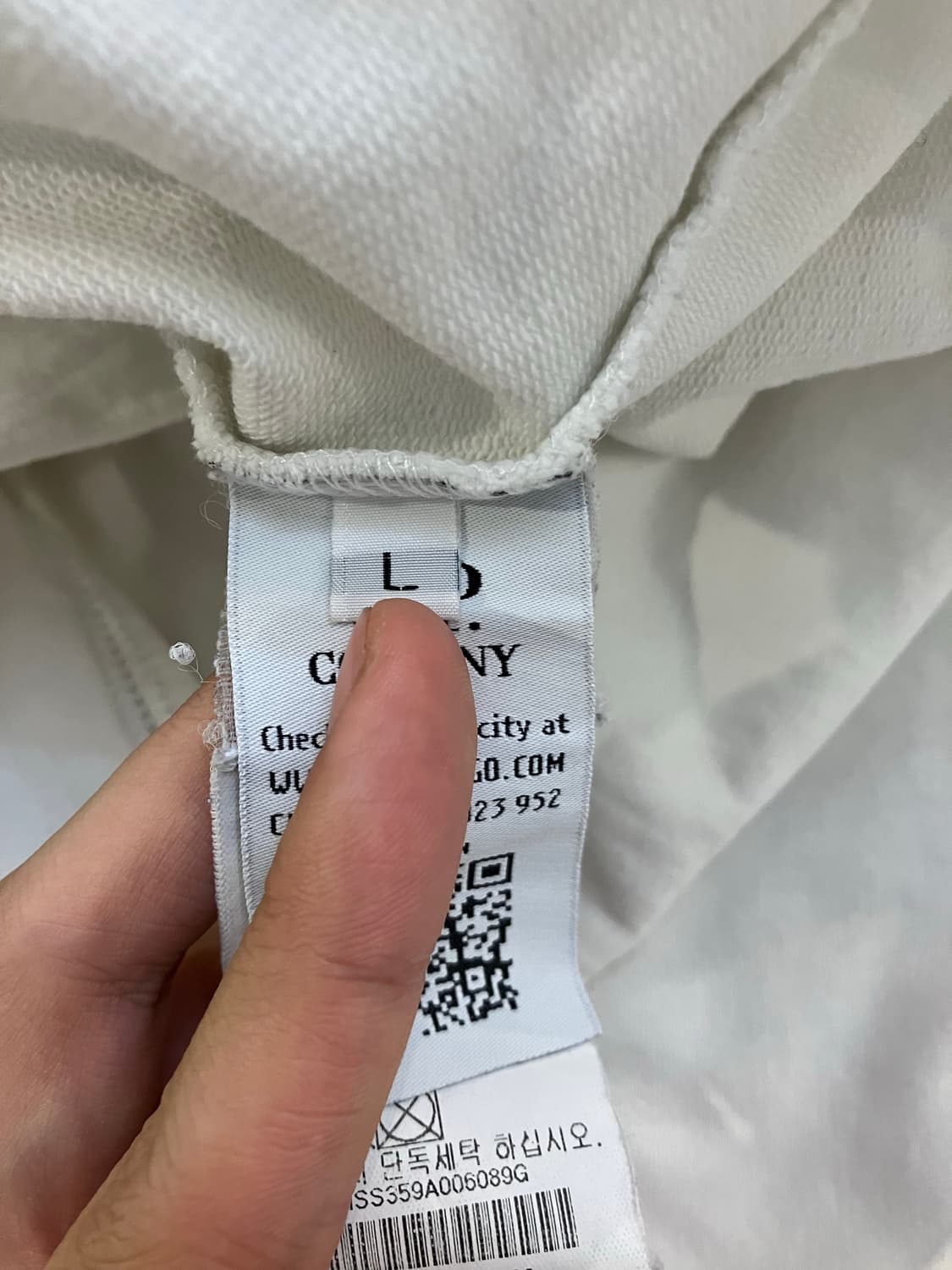 20SS CP 컴퍼니 렌즈 포켓 맨투맨 스웻셔츠 화이트 상품이미지4