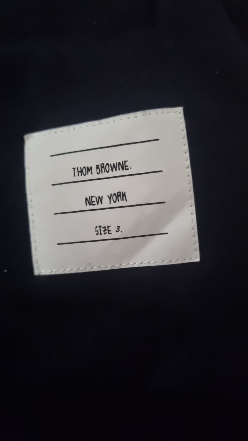 톰브라운 네이비가디건. L/XL 상품이미지4