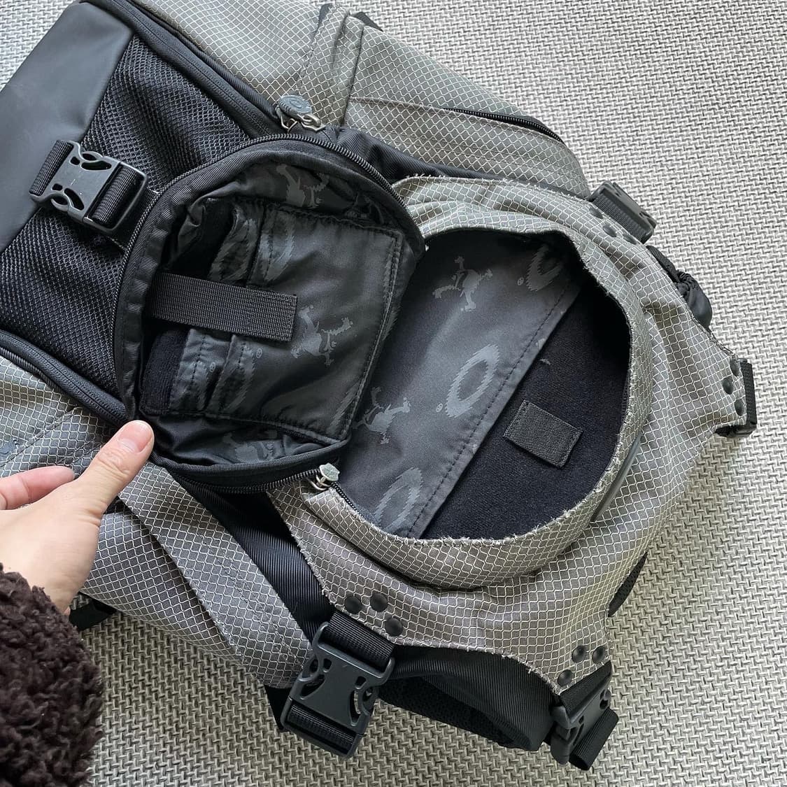 오클리 마운틴 백팩 상품이미지3