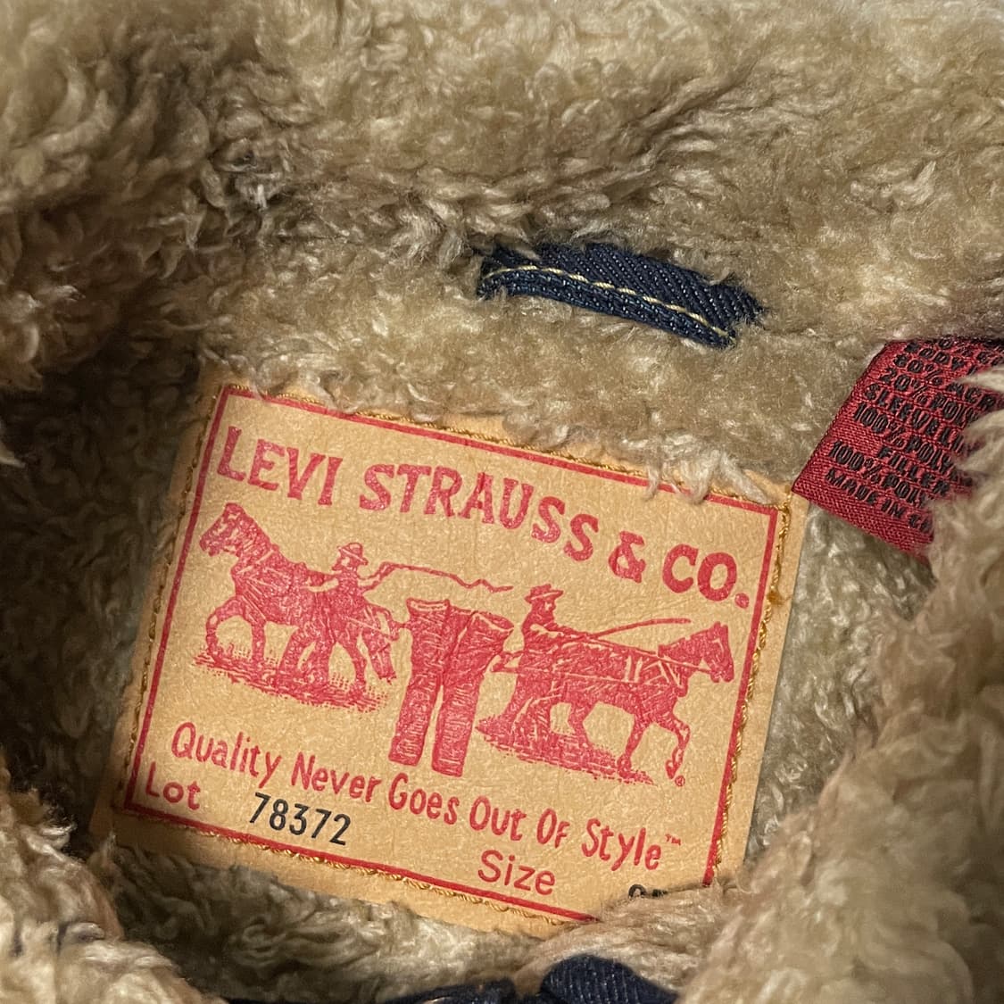 리바이스 우먼스 쉐르파 데님 자켓 상품이미지5