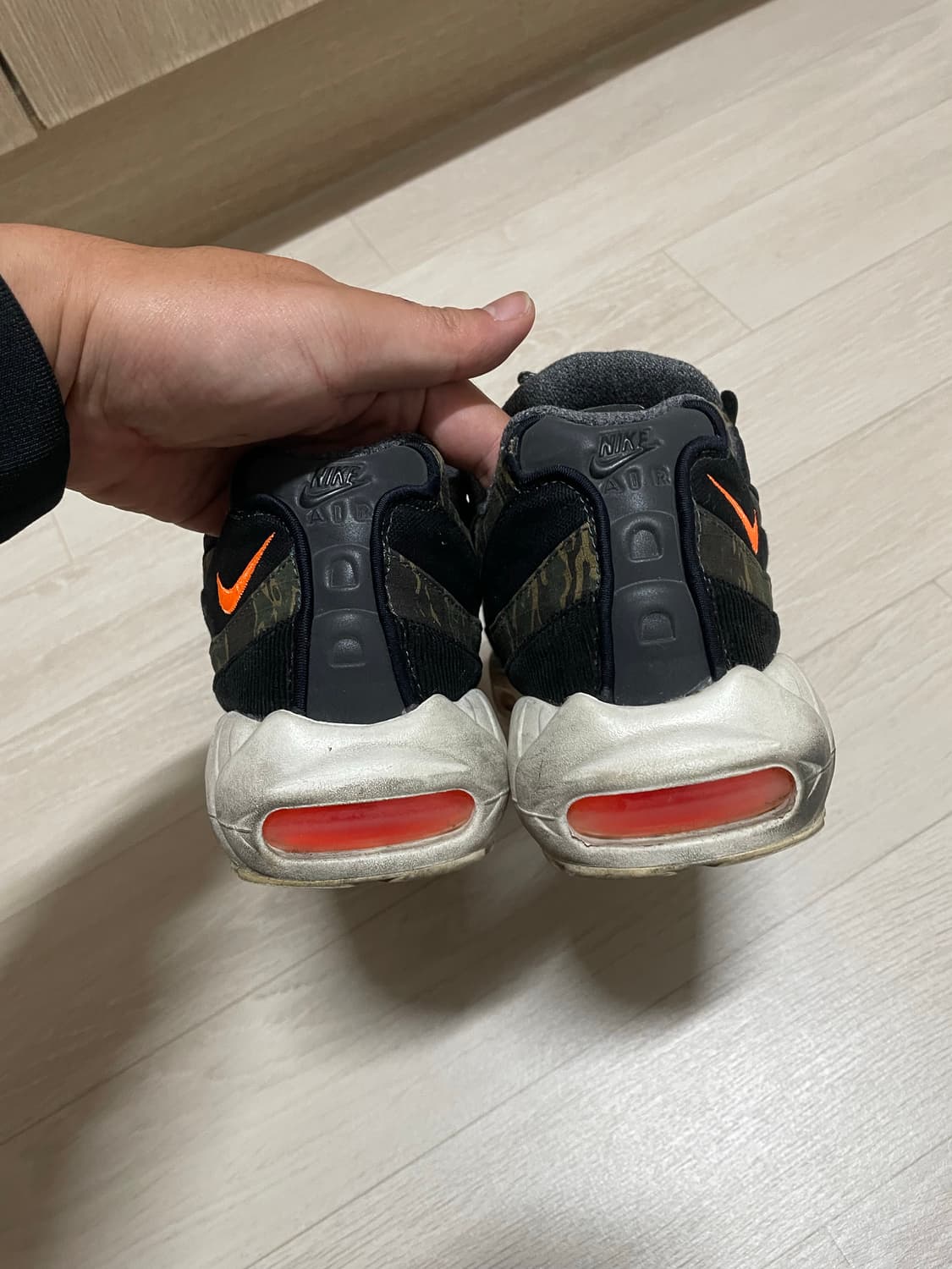 나이키 칼하트 맥스95 상품이미지5