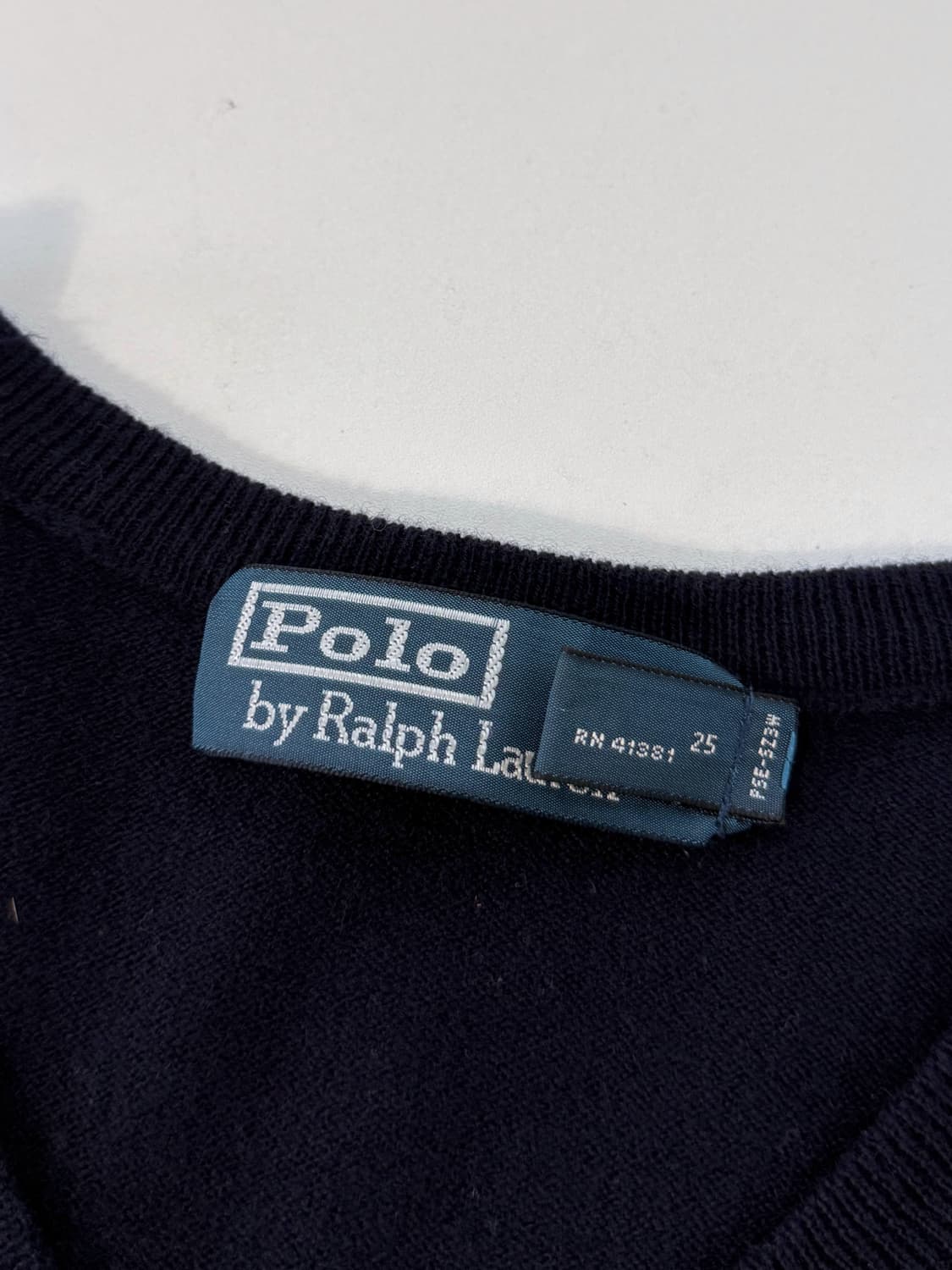 폴로 랄프로렌 루즈핏 딥네이비 울 브이넥 니트 상품이미지4