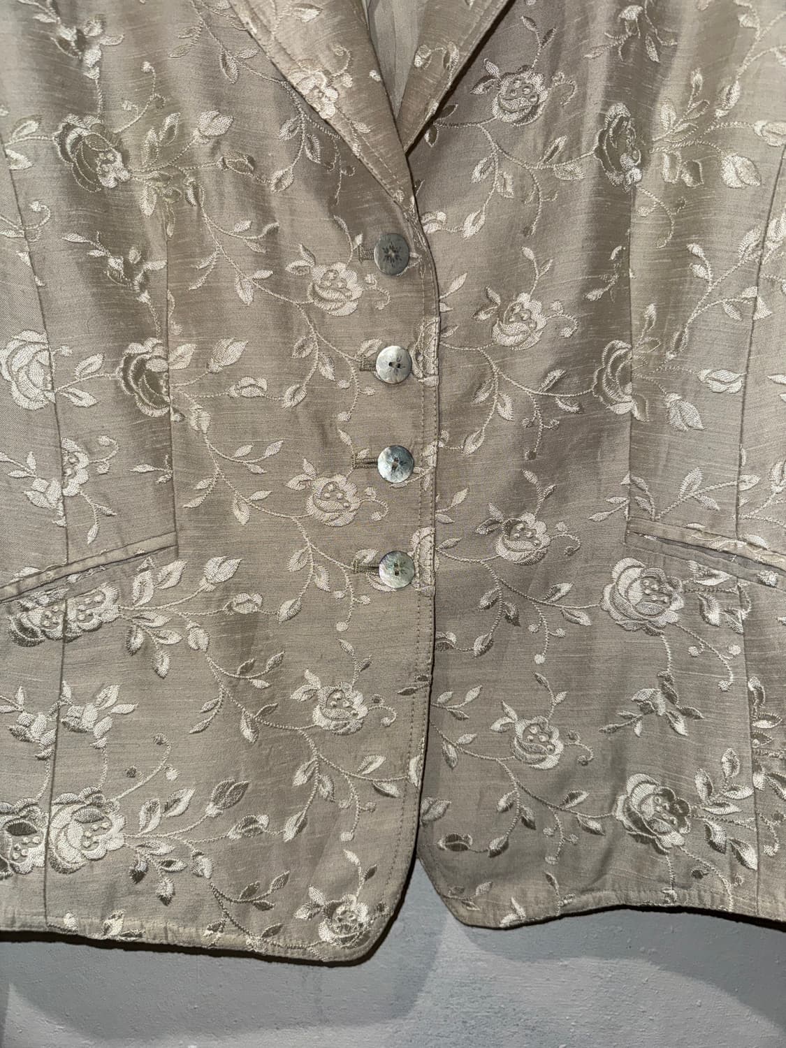 Caroline charles 플라워패턴 자켓 상품이미지3