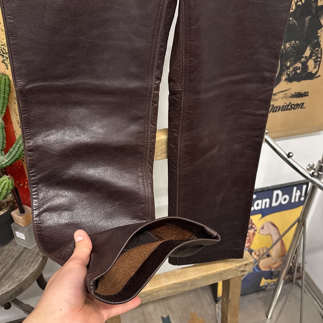 90s 라이트온 스트레이트 카우하이드 레더 팬츠 다크브라운 N1047 상품이미지4