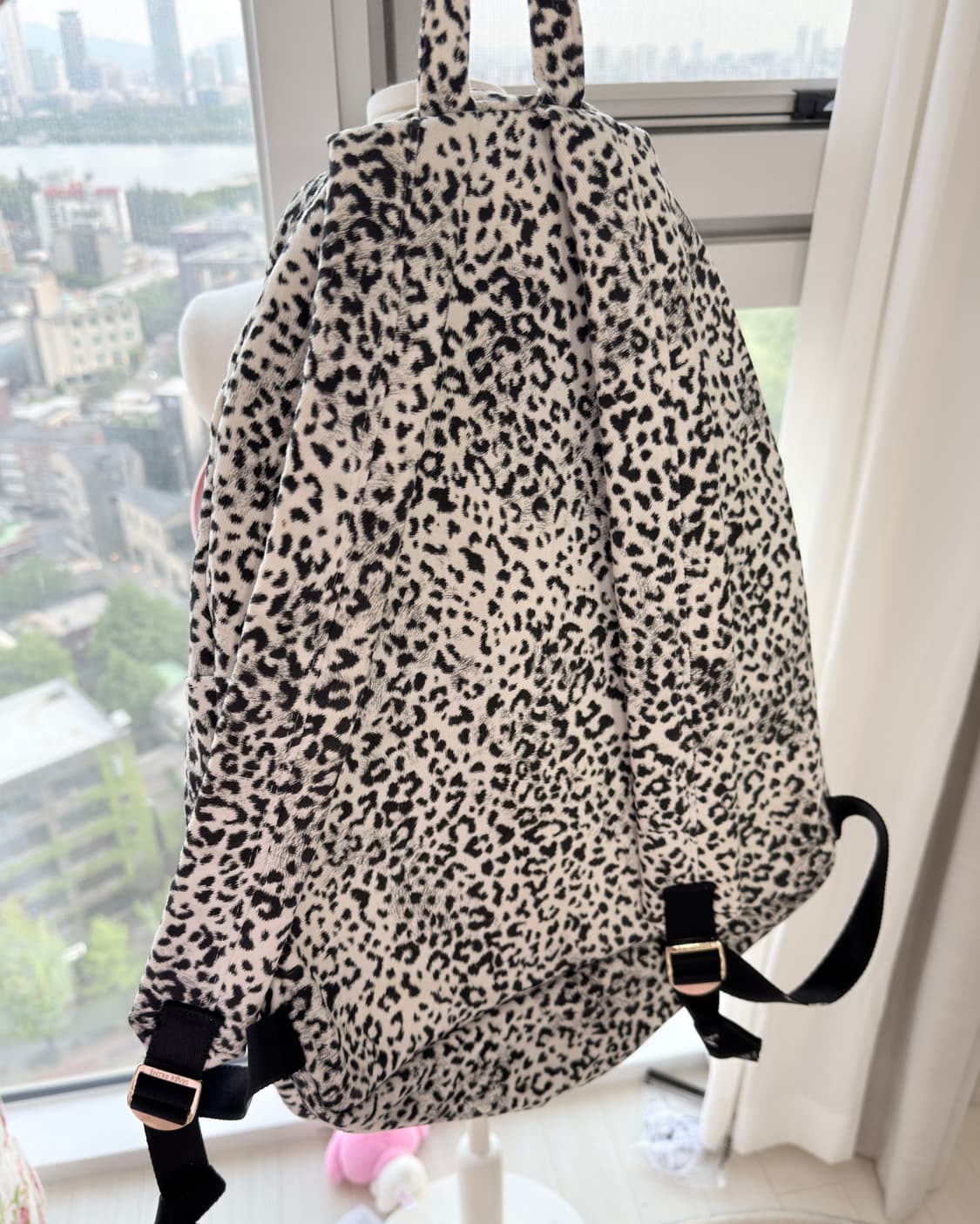 앙트레브 that glow tho 백팩 / 갸루 호피 가방 상품이미지5