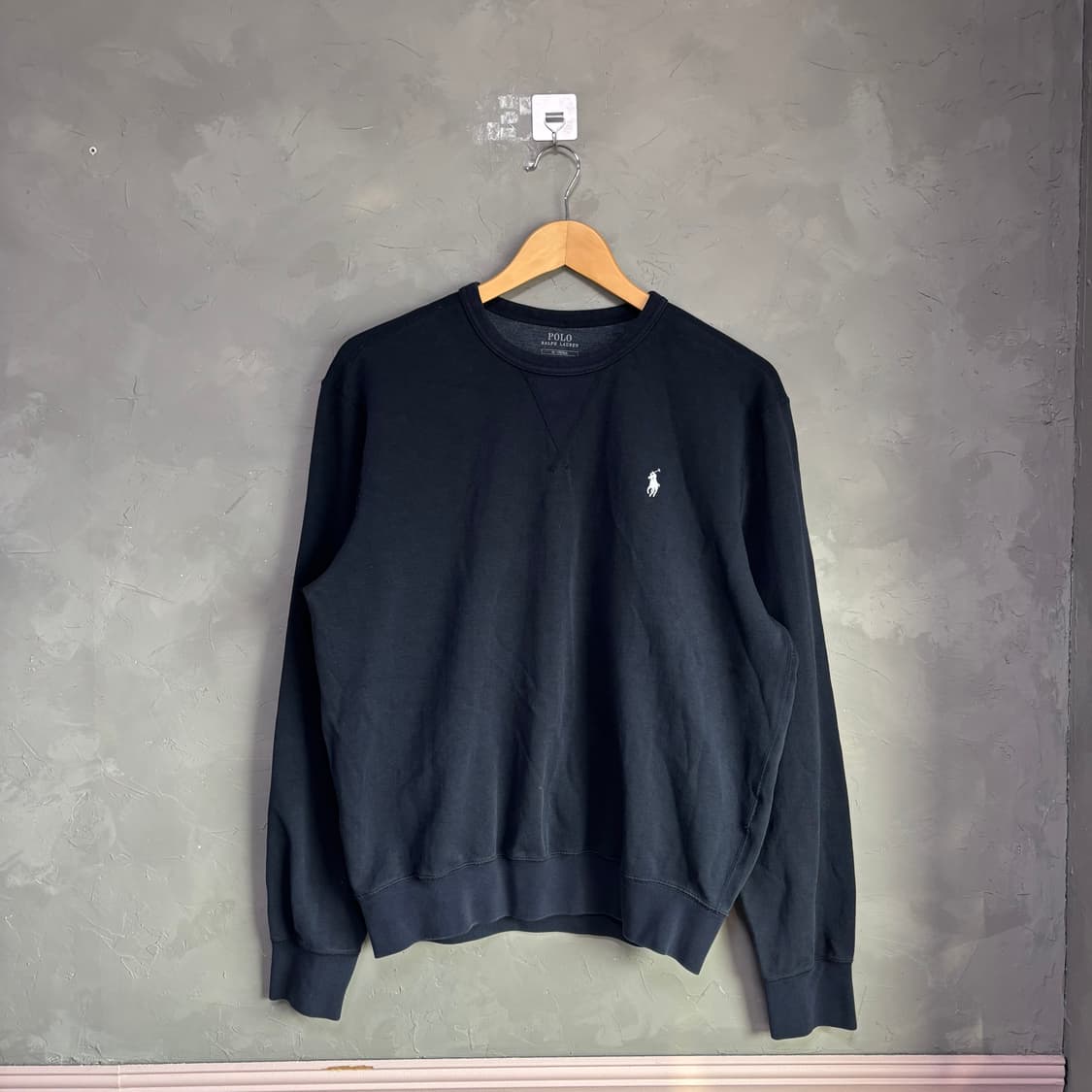폴로 랄프로렌 맨투맨 네이비 상품이미지1