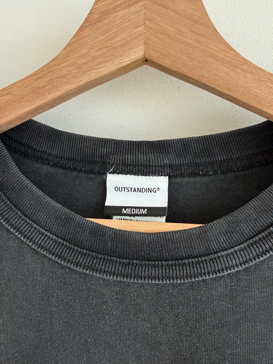 아웃스탠딩(OUTSTANDING) 롱 슬리브 상품이미지5