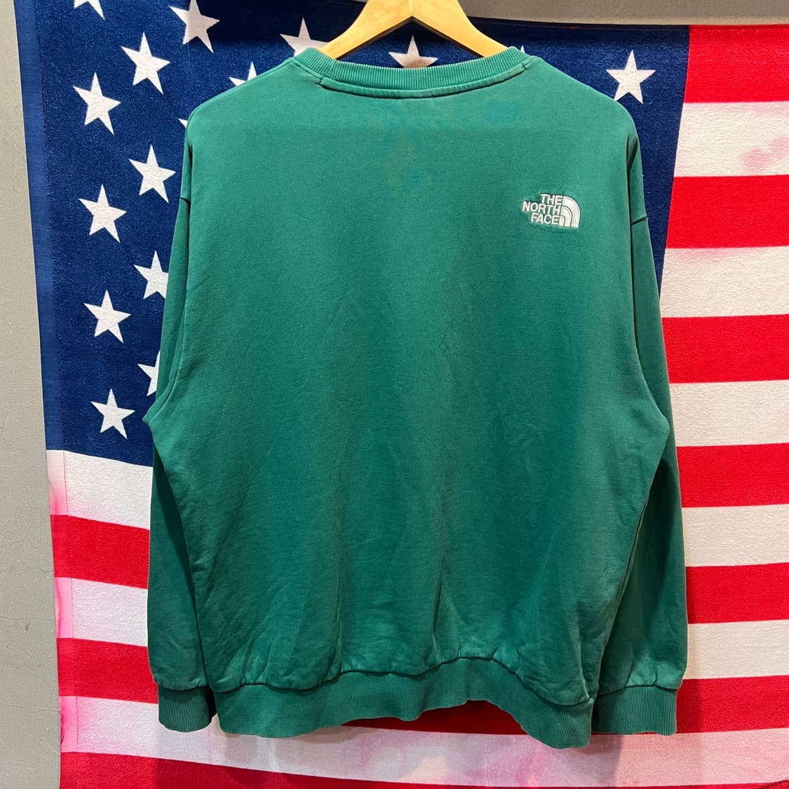 노스페이스 녹색 맨투맨 상품이미지2