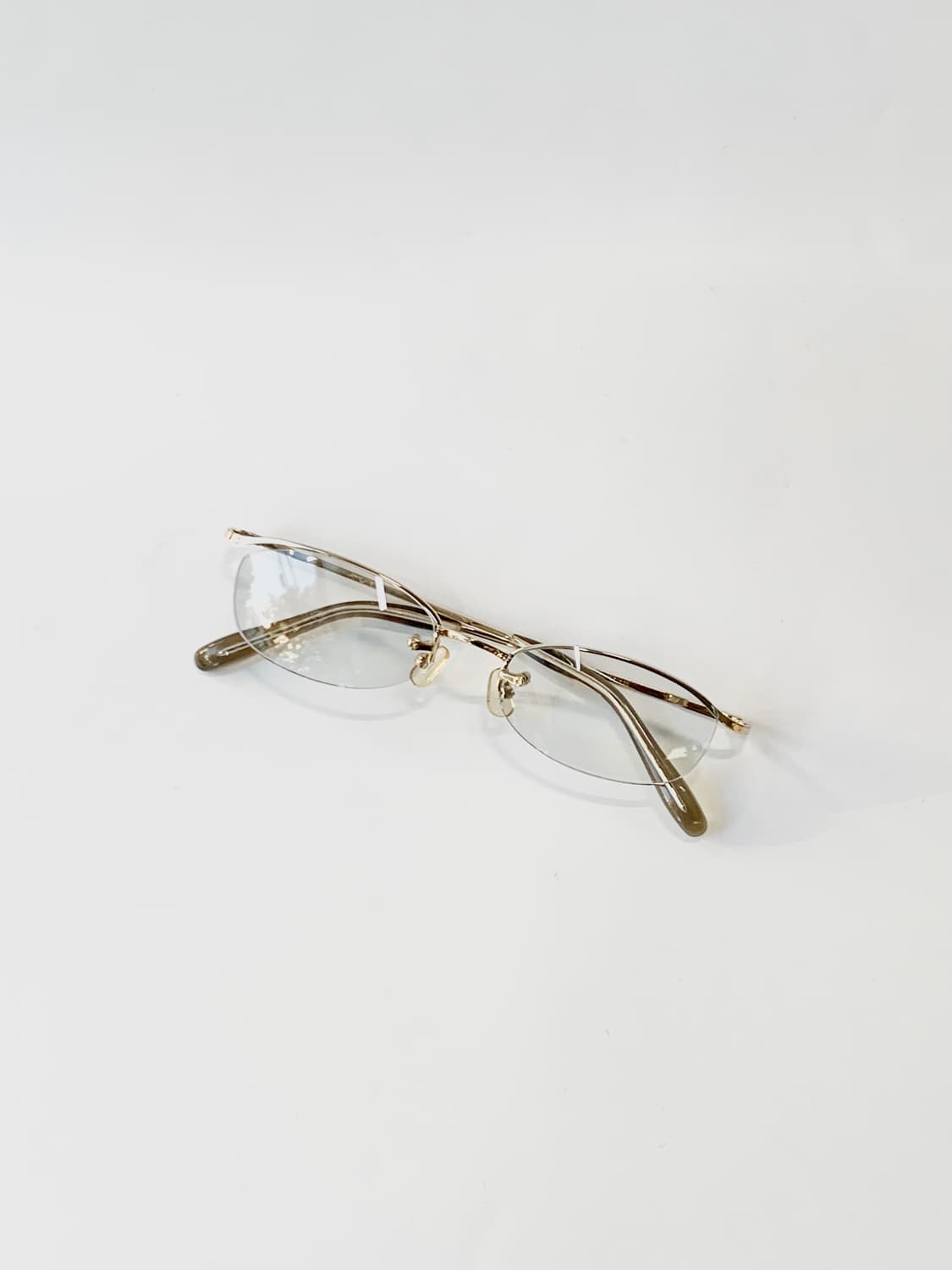 [픽키-639]  골드 하프림 안경 라인 포인트 데드스탁 상품이미지3