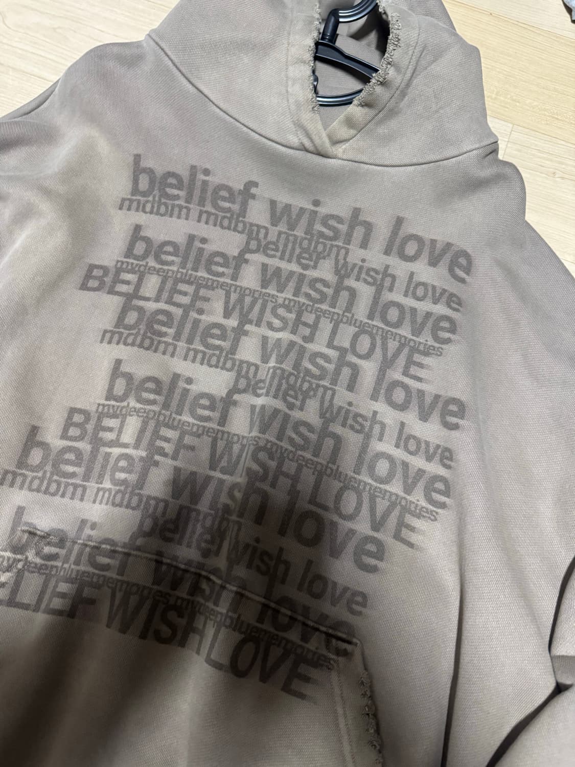 마이딥블루메모리즈 belief, wish, love hoodie 상품이미지3