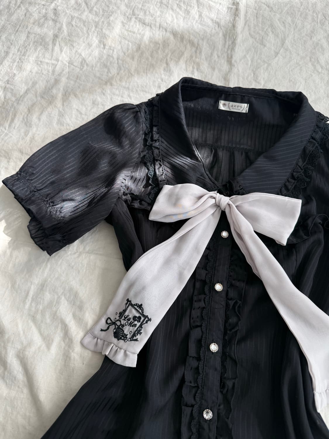 엑시즈팜 고스로리 공겜여주 리본 블랙 시스루 블라우스 상품이미지2