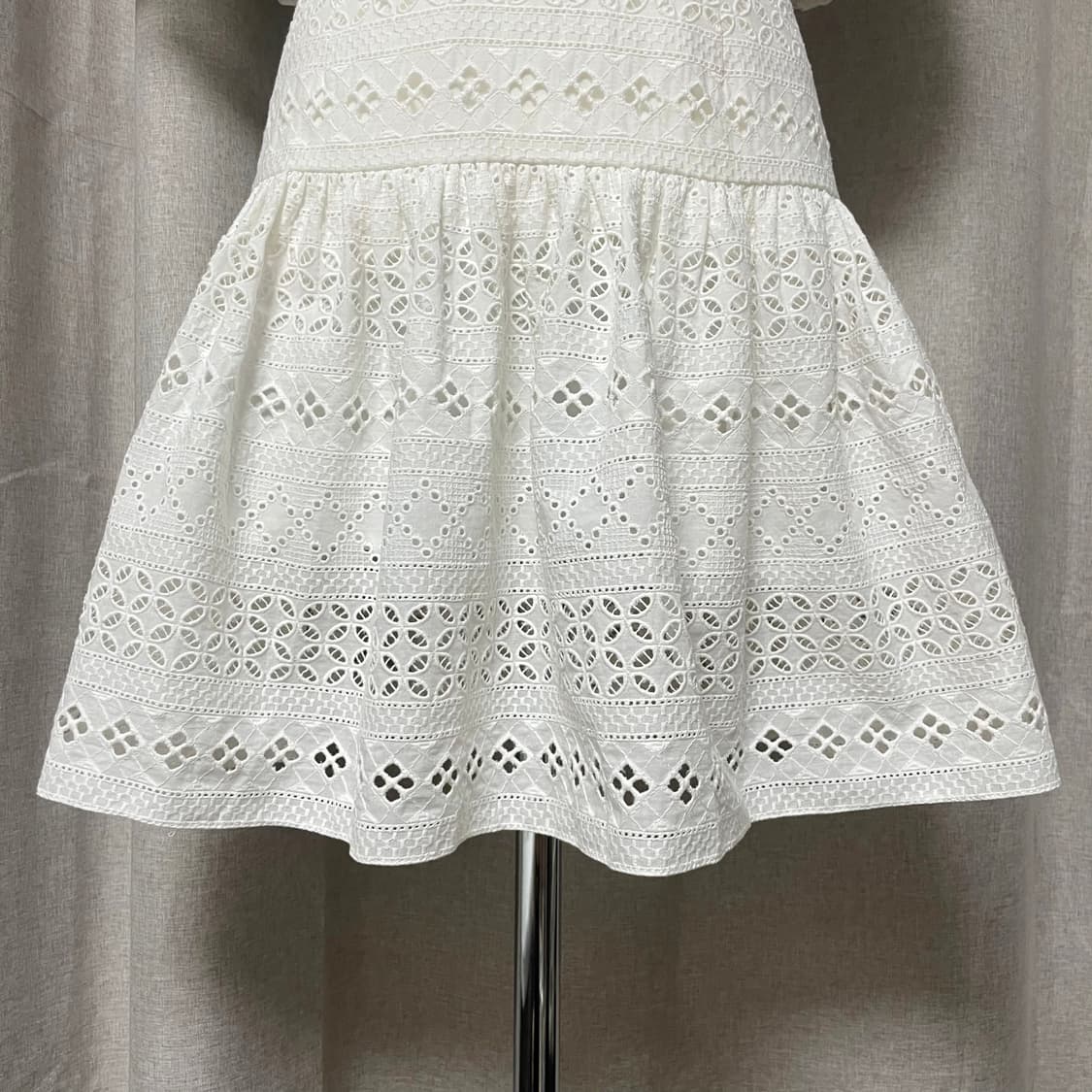 셀프포트레이트 드레스 원피스 펀칭레이스 (UK10/US6) 택있는 새상품 상품이미지9