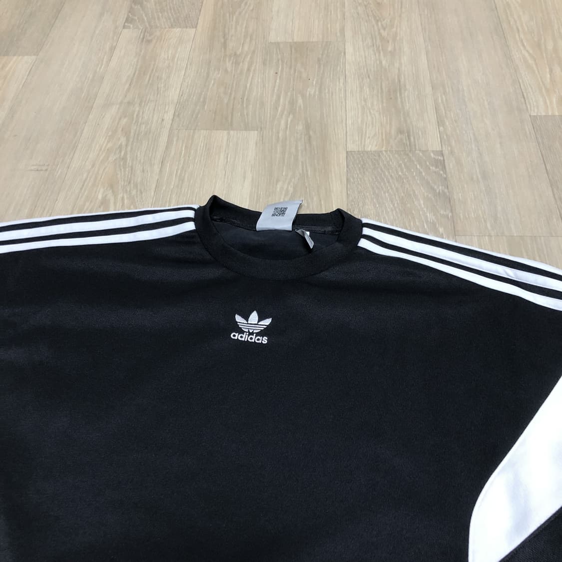 (오버핏 M) 아디다스 adidas 커트라인 져지 맨투맨 블랙 상품이미지5