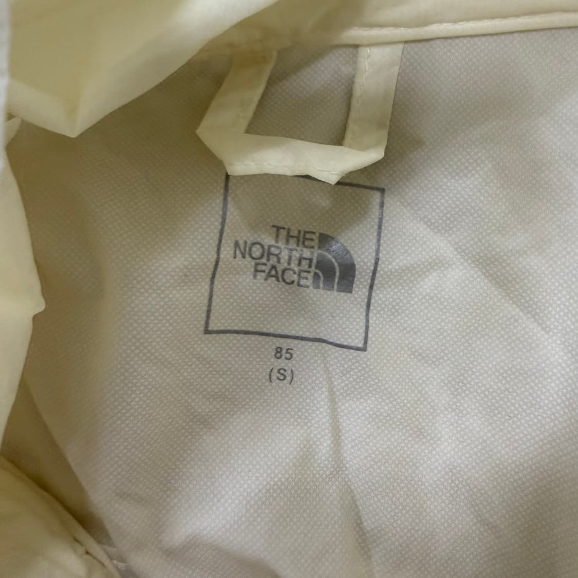 S 노스페이스 여성 경량 바람막이 0209T 상품이미지4