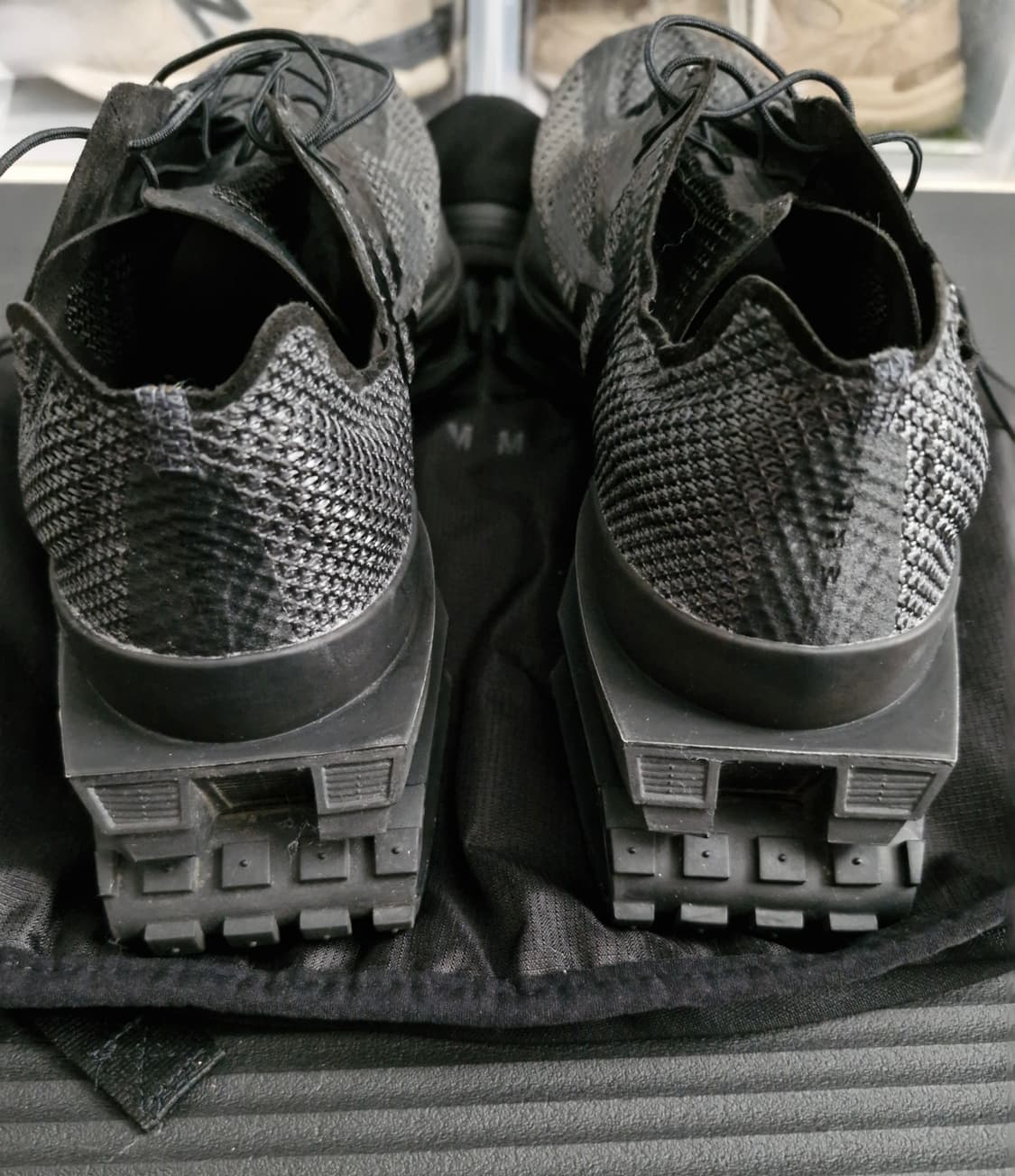 나이키 줌 MMW 004 트리플 블랙 상품이미지3