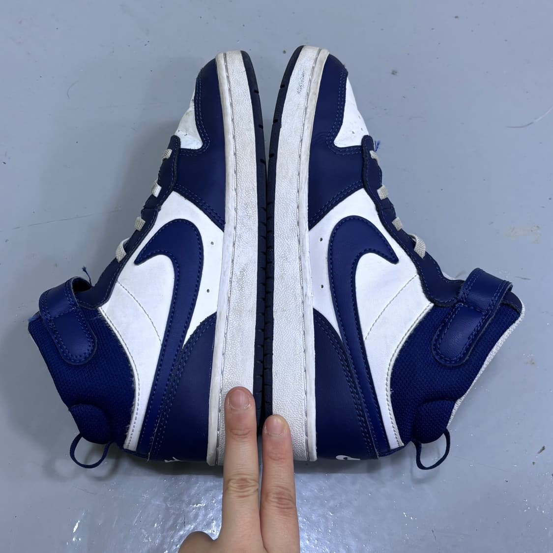 220 나이키 버로우 미드2 스니커즈 0406E 상품이미지5