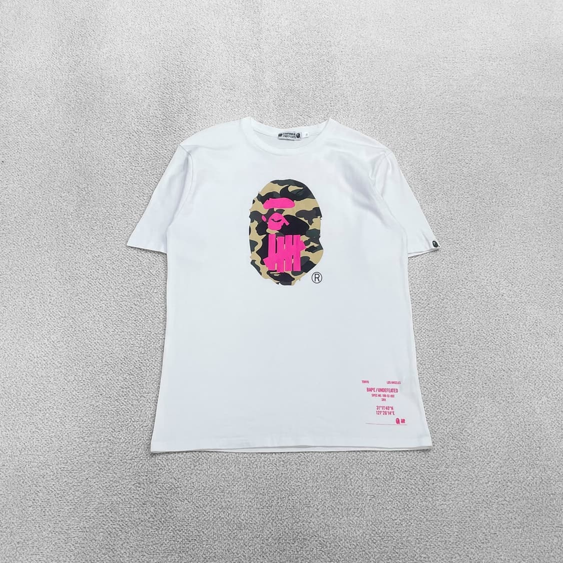 베이프 Bape x 언디핏 황계 사루 반팔 티셔츠 화이트 상품이미지1