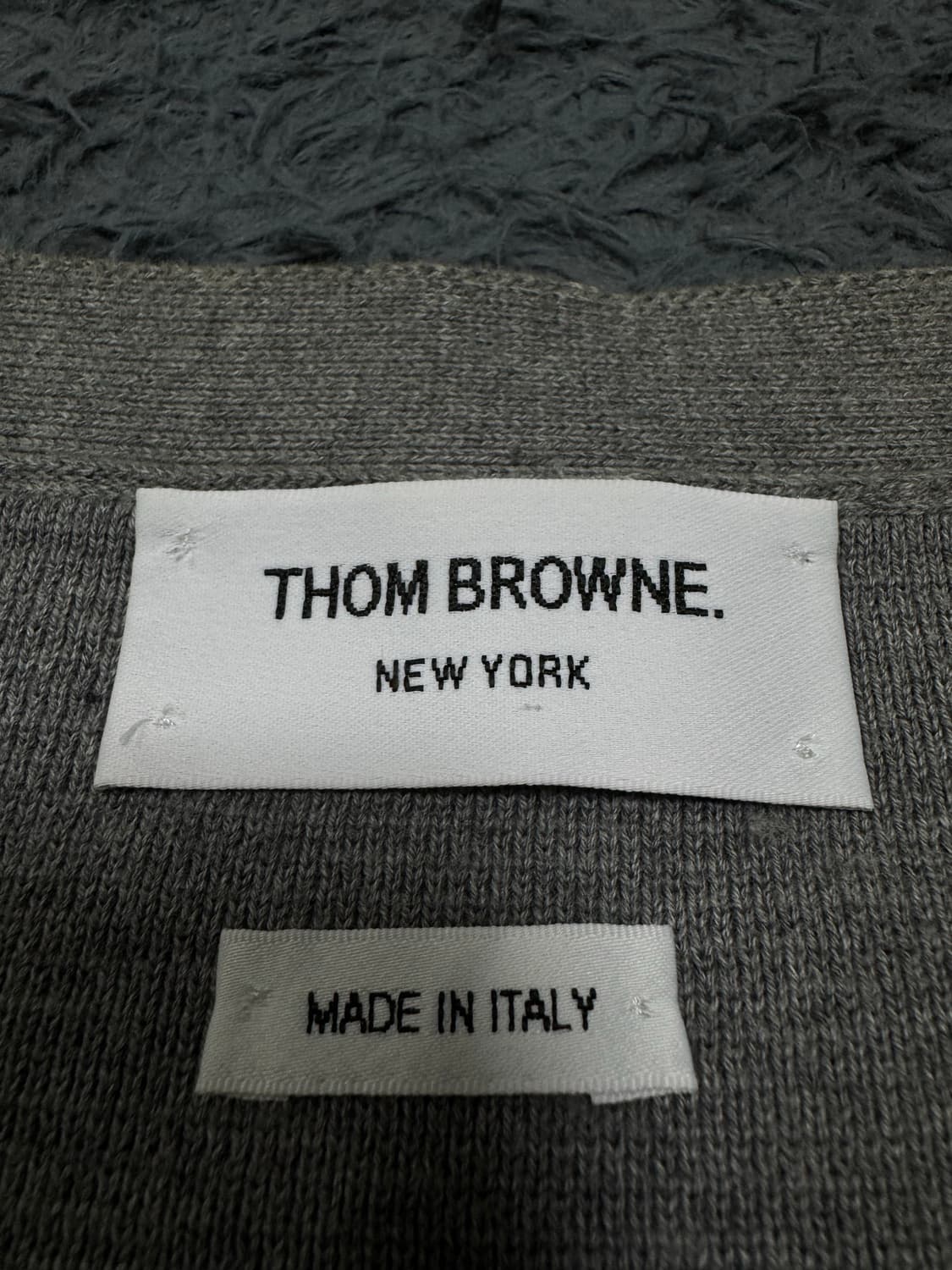 톰브라운 밀라노스티치 암밴드 가디건 4사이즈 상품이미지2