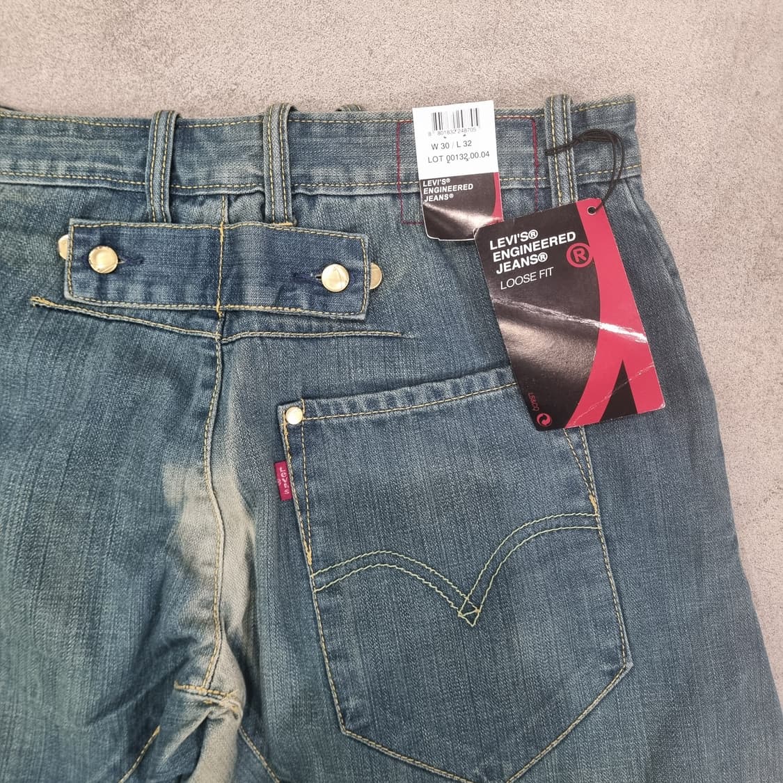 희귀레어 새제품 일본 리바이스 엔지니어드진 루즈핏 신치백유럽서부르는게값 상품이미지6