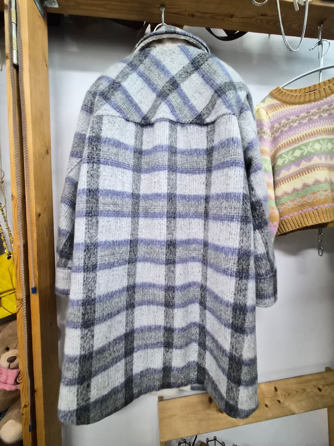 보브 뽀글 체크셔츠 코트 상품이미지6