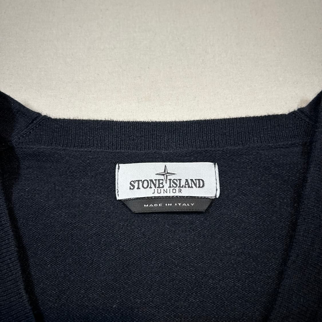 여S) 스톤아일랜드 주니어 블랙 와펜 가디건 정품 상품이미지9