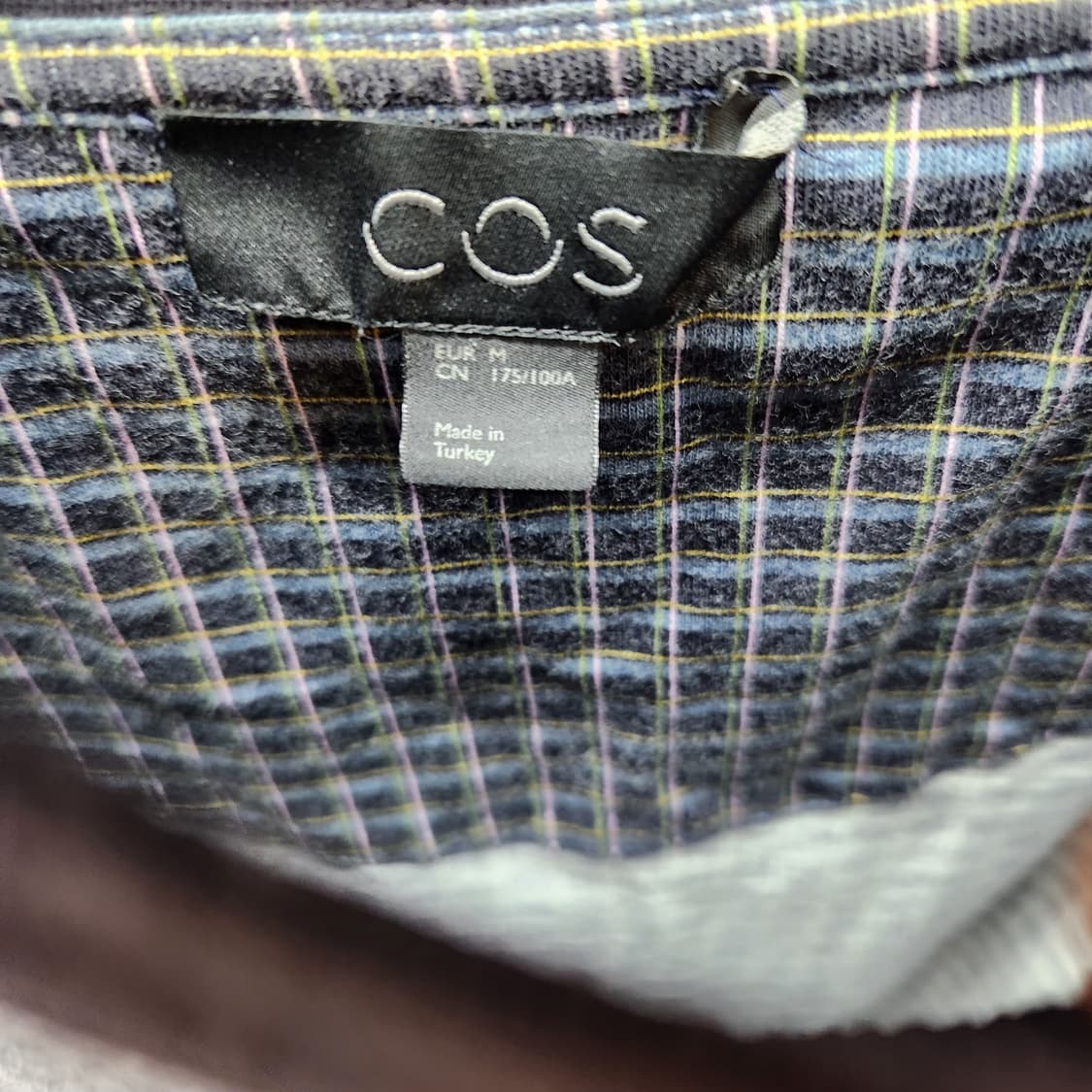 COS 코스 잔체크 패턴 롱슬리브 긴팔티 M(L~XL) 상품이미지5