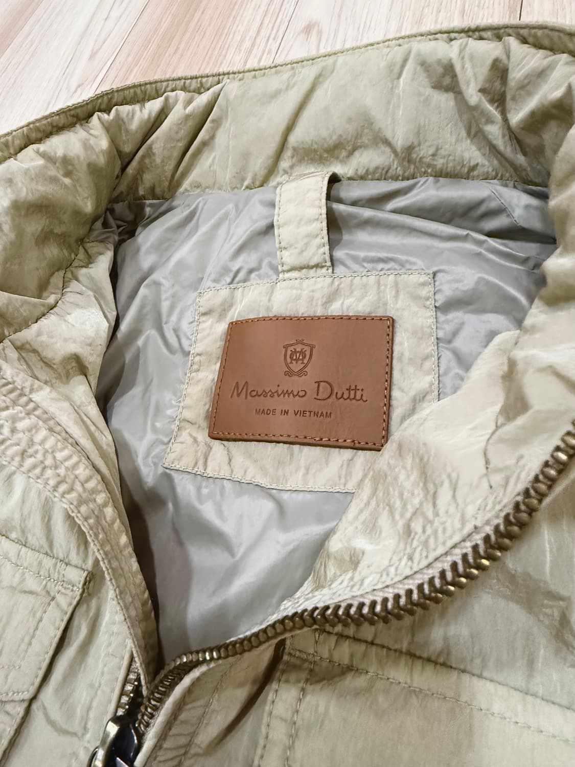 마시모두띠 나일론 메탈 자켓 M (100사이즈) 판매합니다 상품이미지7