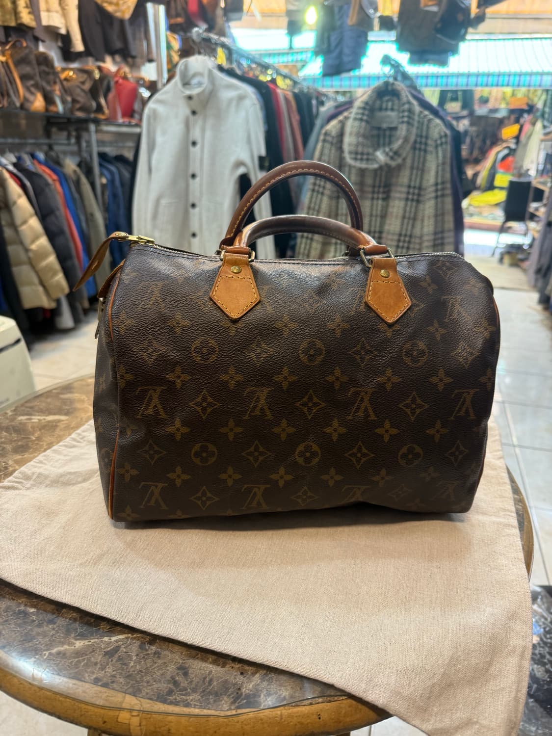 정품 루이비통 스피디30 팝니다 상품이미지3