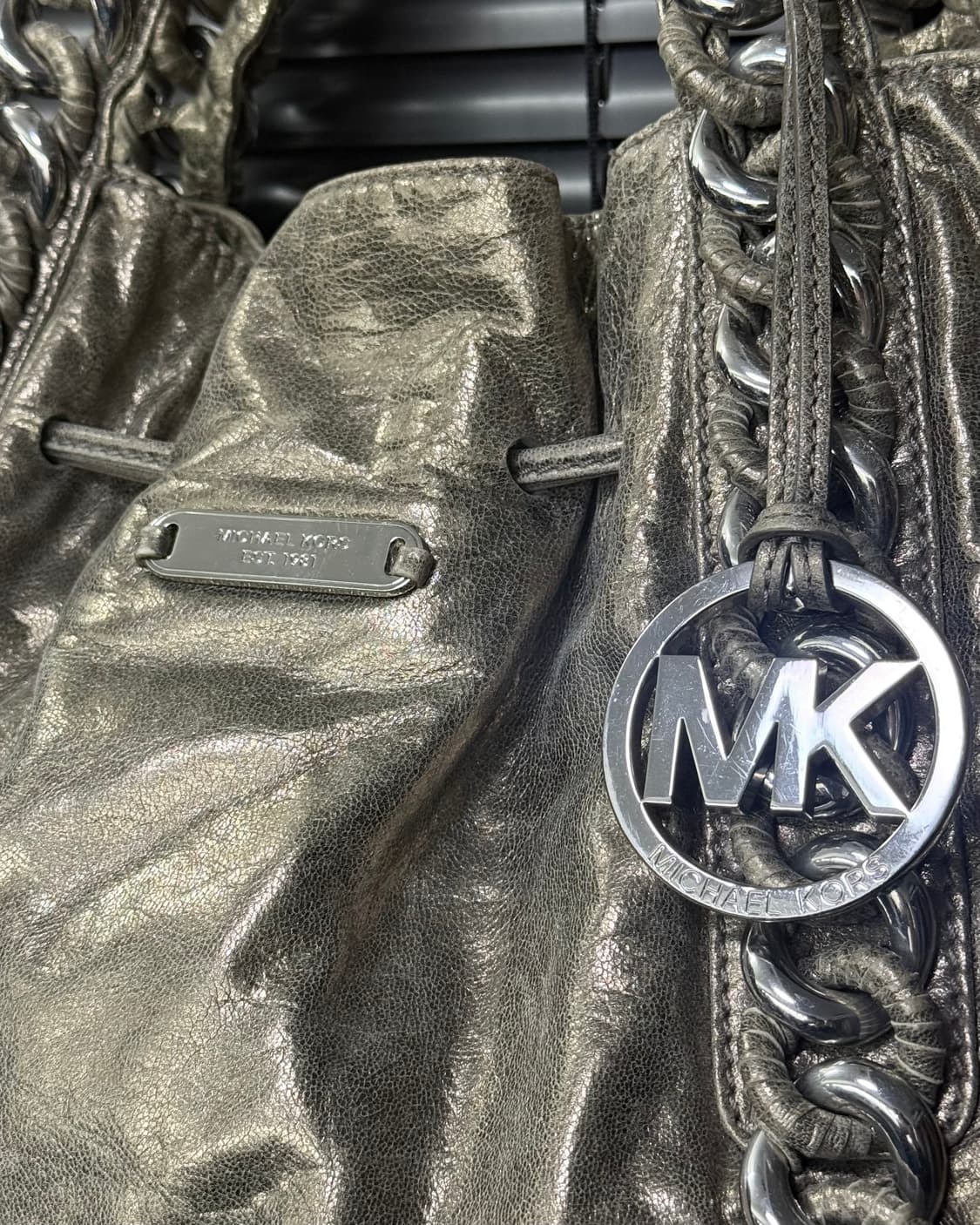 마이클 코어스 펄 골드 체인 손잡이 가죽 레더 숄더백 y2k 펑크 갸루 상품이미지4