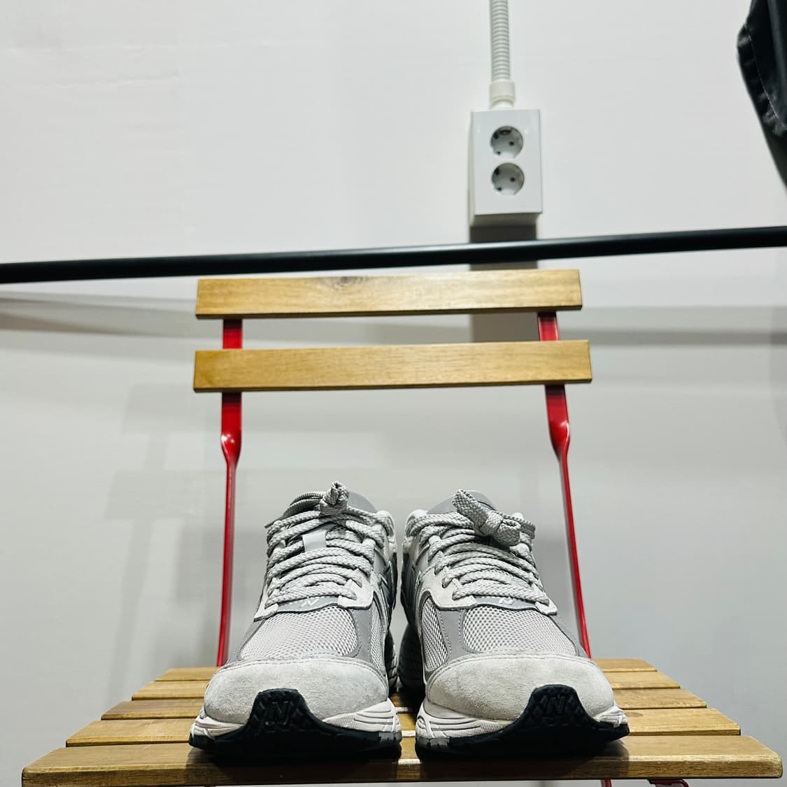 275) 뉴발란스 운동화 남성 남자 신발 2002R 그레이 상품이미지2