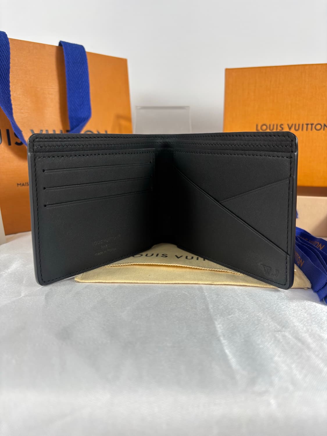 (새상품급/정품)루이비통 멀티플 섀도우 반지갑 블랙 상품이미지7