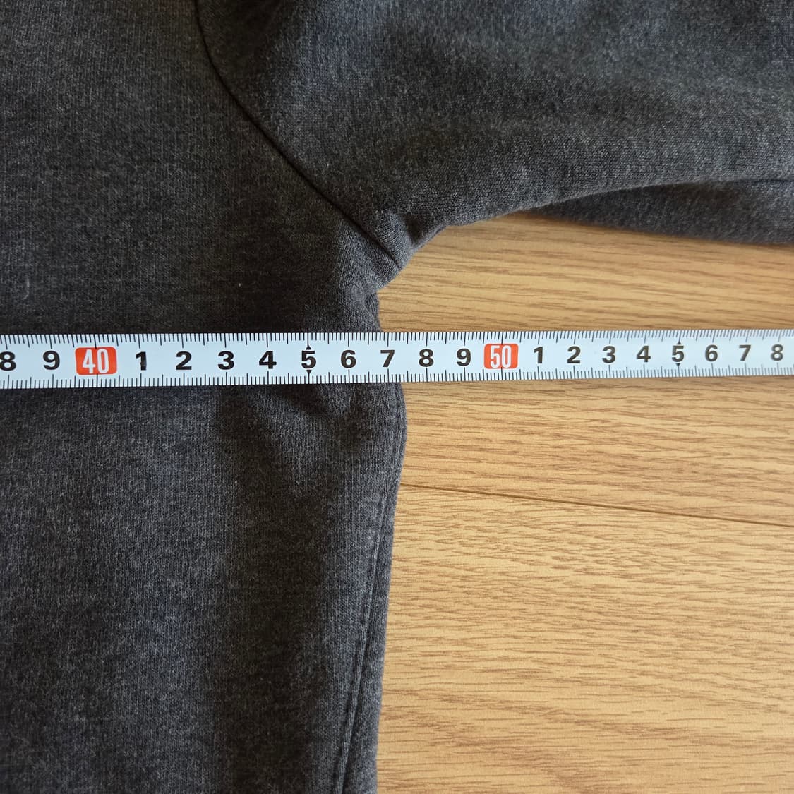 뉴발란스 맨투맨 티셔츠 차콜 90 상품이미지9