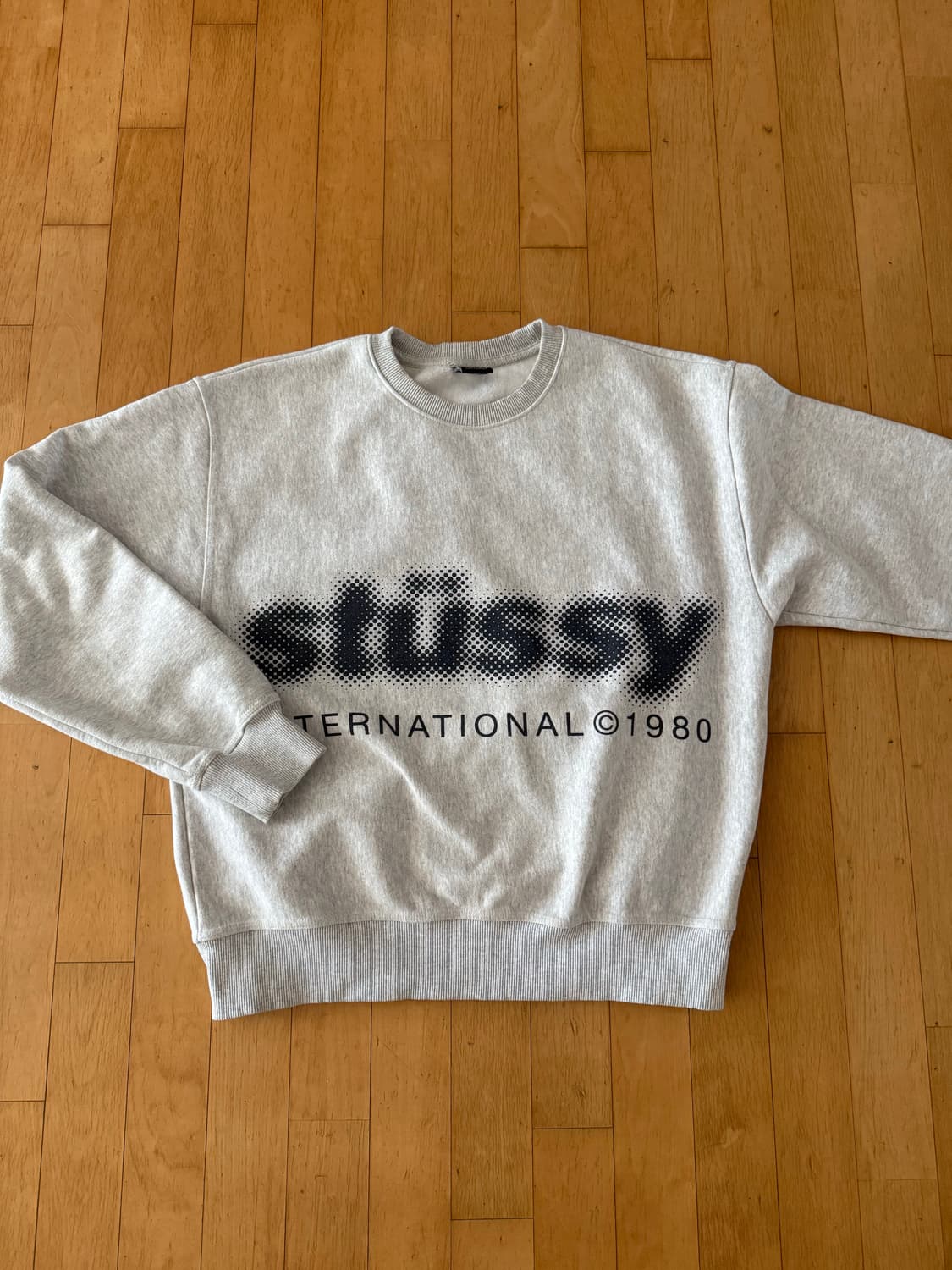 스투시 맨투맨 상품이미지1