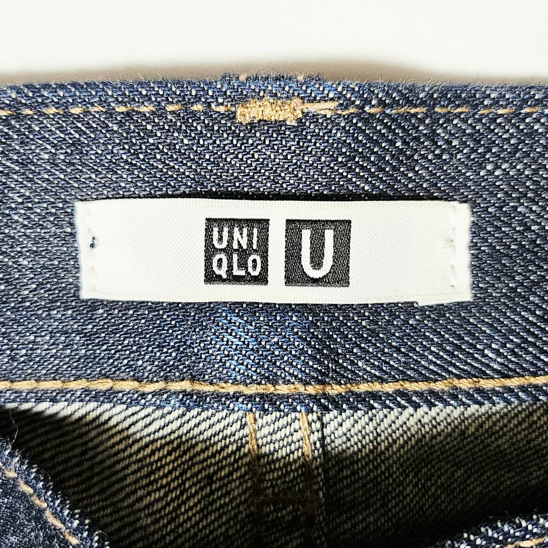 [33][유니클로 U] 르메르 셀비지 레귤러 피트 진 상품이미지7