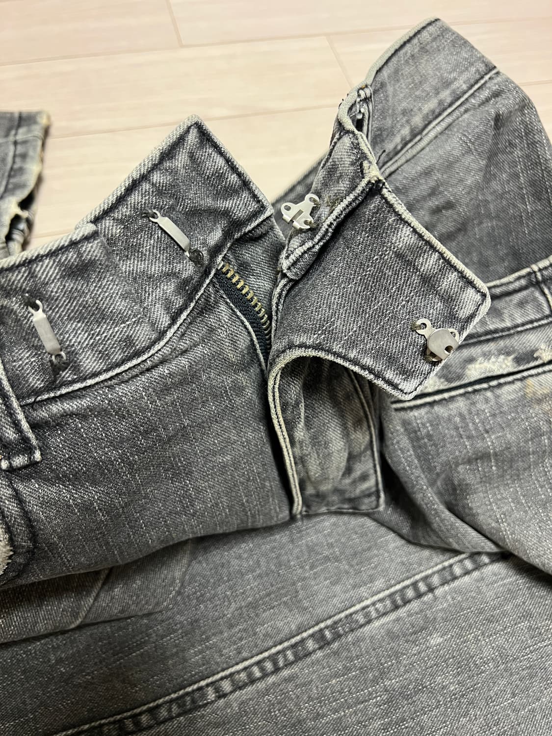 그레이 워싱 바이커 스타일 데님 팬츠 / 30사이즈 정도 상품이미지9