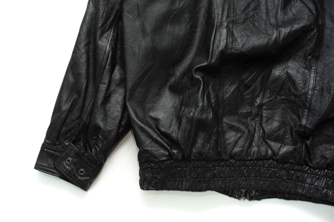 ZIP UP COLLAR LEATHER BOMBER 상품이미지8
