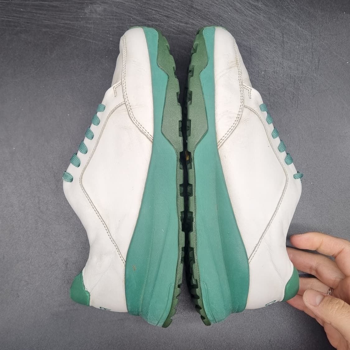 캠퍼 스파이크리스 골프화36 220 상품이미지5