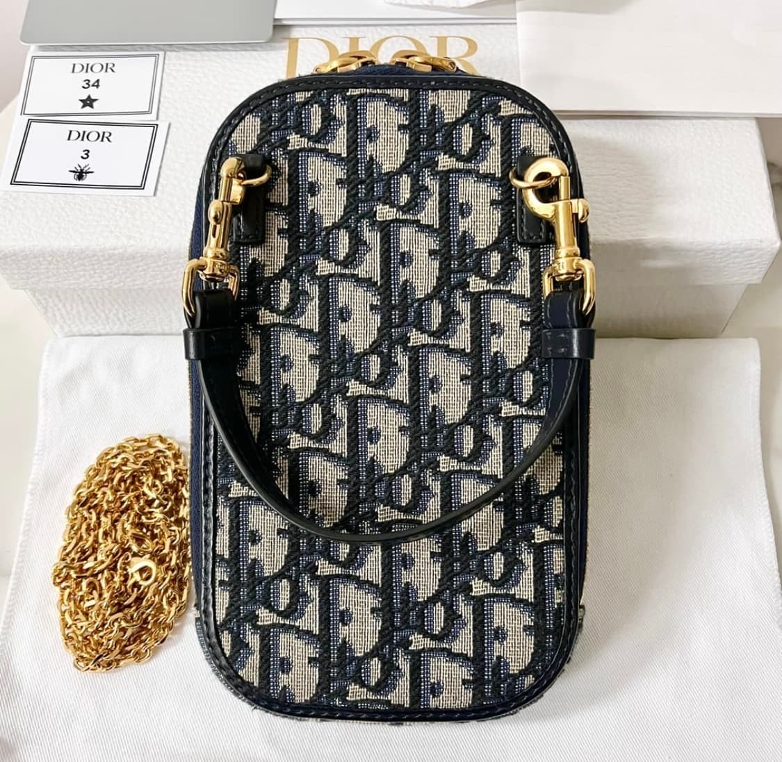 디올 30 Montaigne Call'in Dior 휴대폰 홀더 상품이미지4